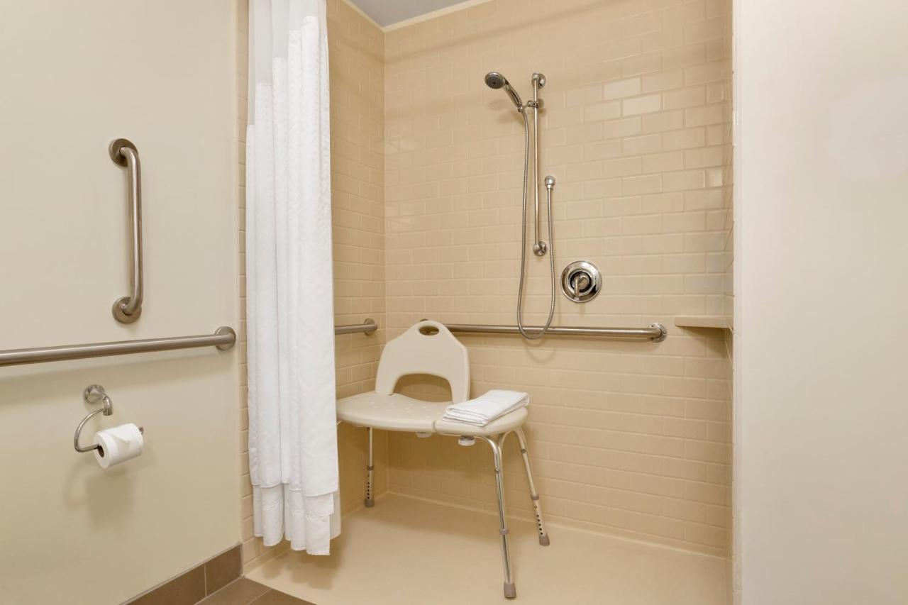 Candlewood Suites Vestal - Binghamton By Ihg Екстер'єр фото