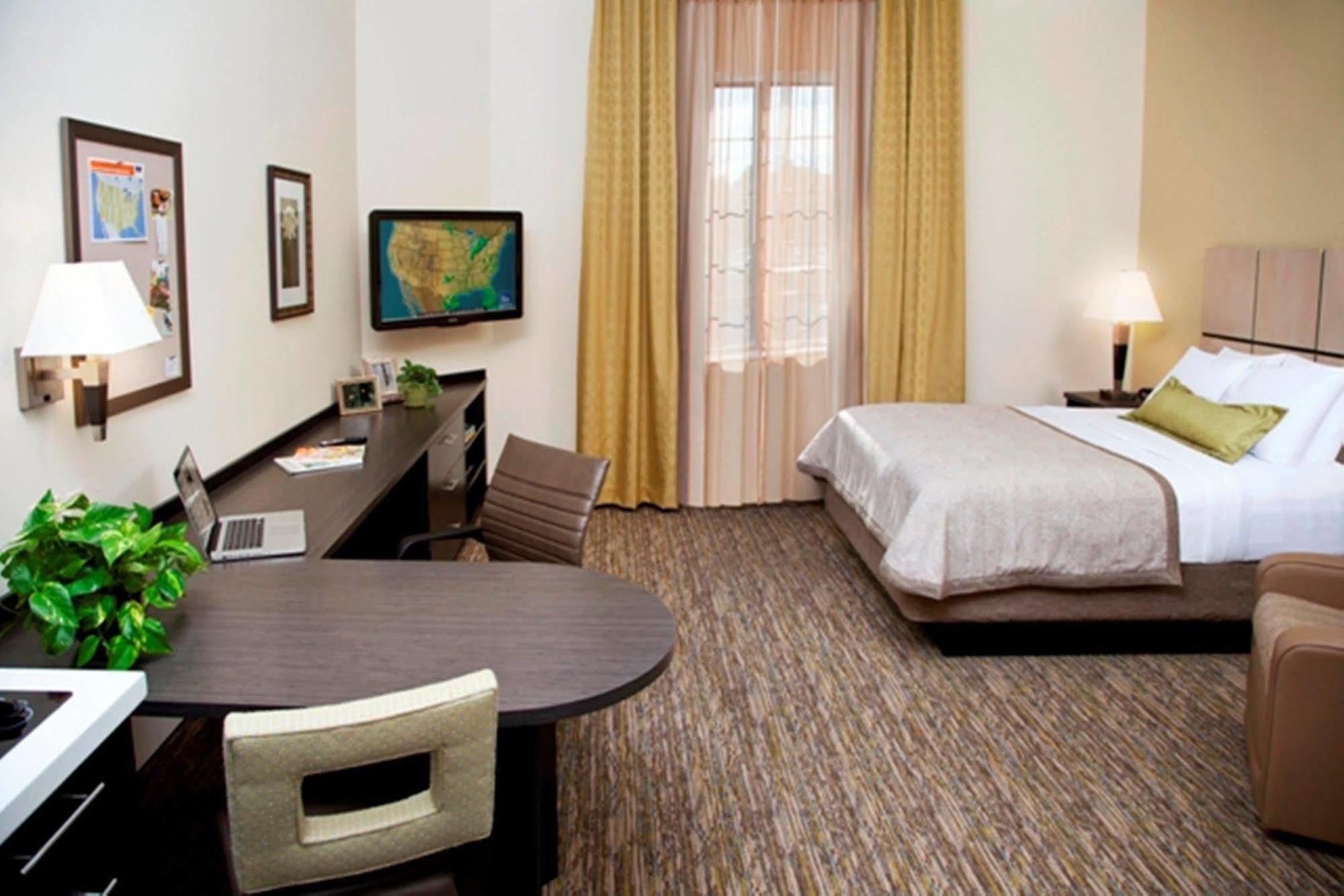 Candlewood Suites Vestal - Binghamton By Ihg Екстер'єр фото